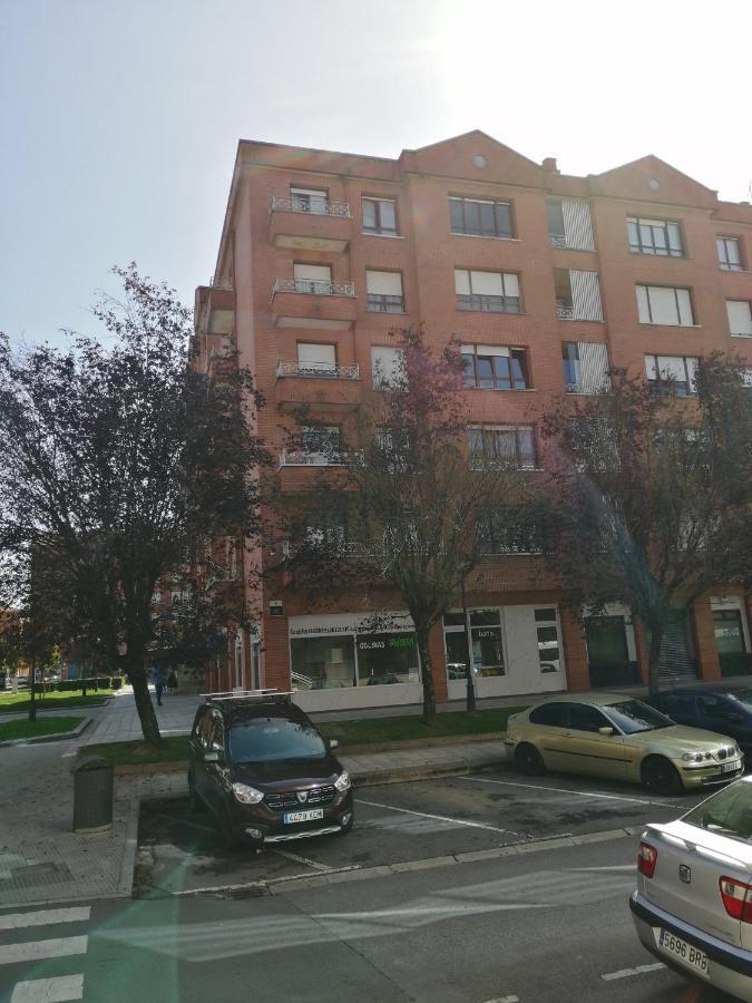 Andramari Tourist Home Parking& Wifi Amorebieta-Echano Exterior foto