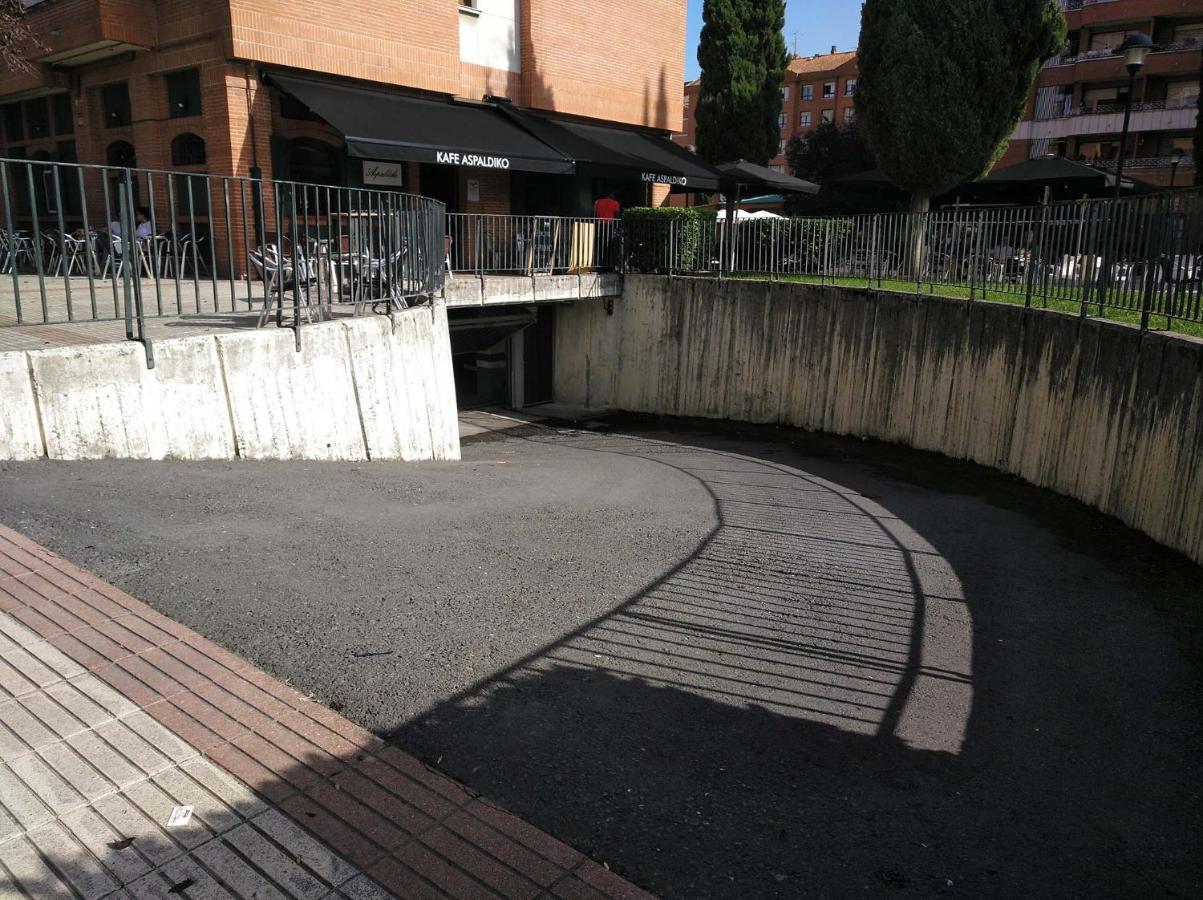 Andramari Tourist Home Parking& Wifi Amorebieta-Echano Exterior foto